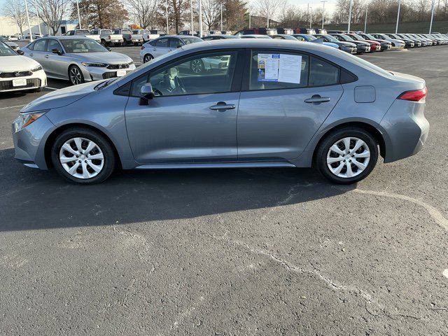 Used 2024 Toyota Corolla LE image 9