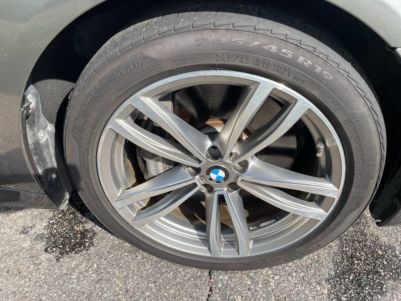 Used 2016 BMW 750i RWD image 13