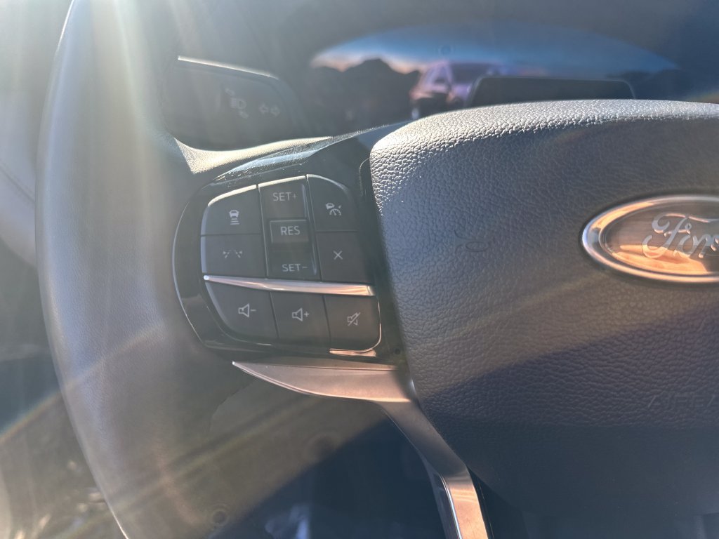 Used 2025 Ford Explorer Platinum w/ Ultimate Package AWD/4WD image 21