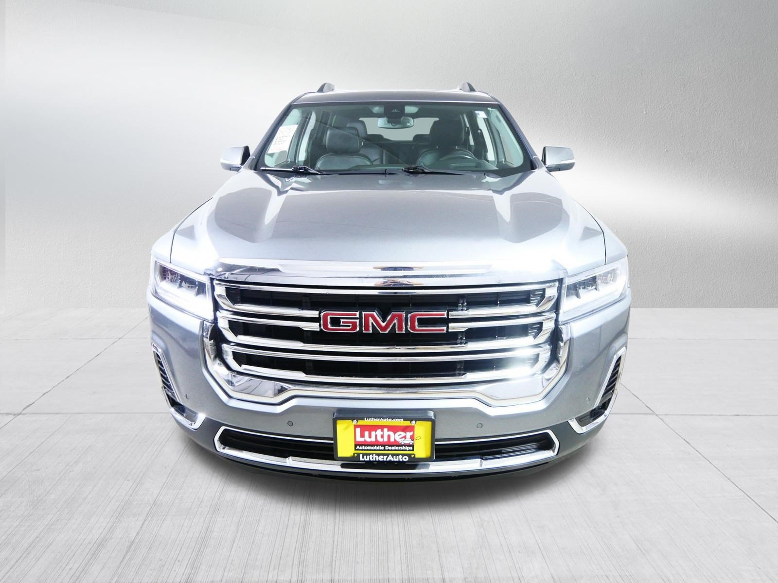 Used 2020 GMC Acadia SLT w/ Driver Alert Package II AWD/4WD image 2