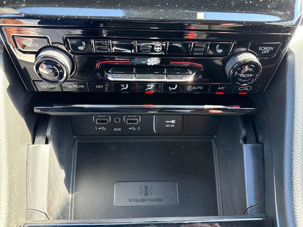 New 2025 Jeep Grand Cherokee L Laredo image 36