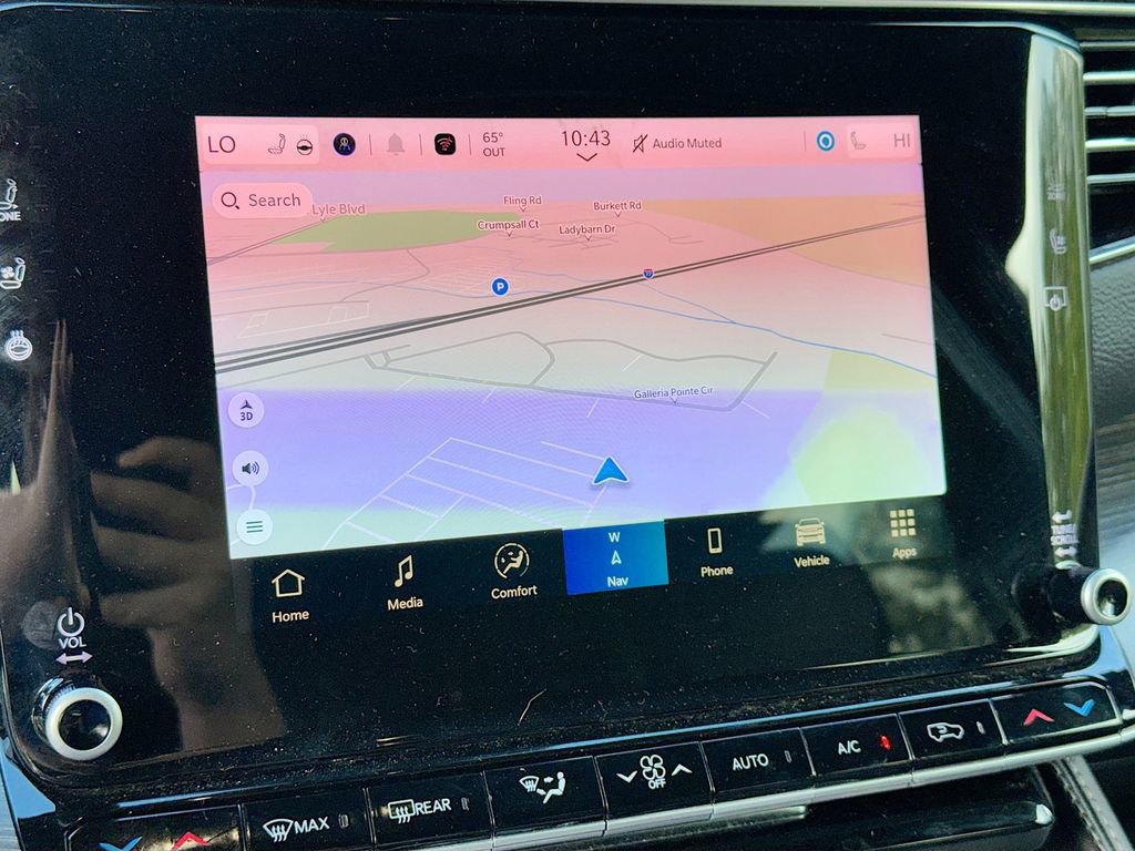 Used 2024 Jeep Wagoneer L Series III w/ Flexible Seating Group image 13