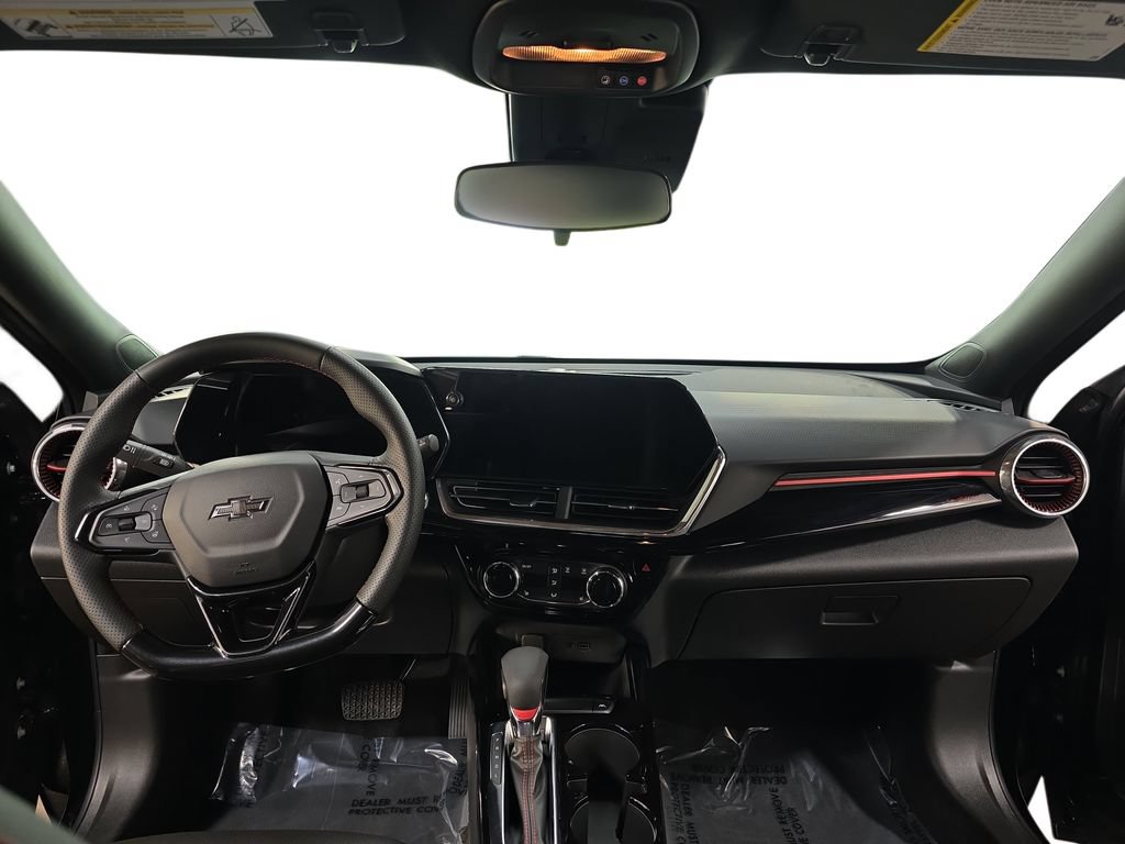 Used 2024 Chevrolet Trax RS w/ Driver Confidence Package FWD image 9