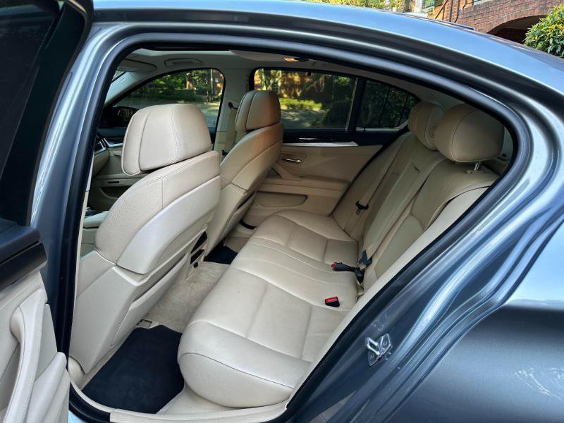 Used 2011 BMW 535i xDrive Sedan AWD/4WD image 18