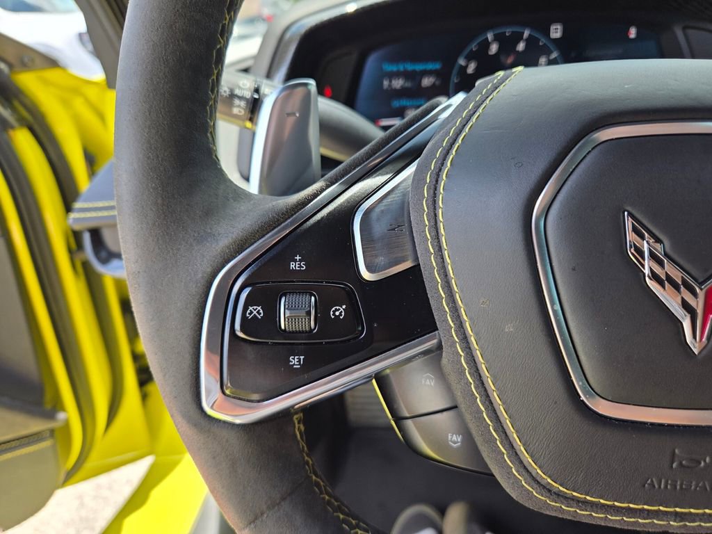 Used 2022 Chevrolet Corvette Stingray Premium Conv RWD image 28