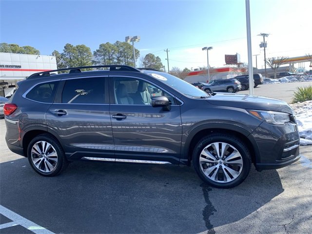 Used 2022 Subaru Ascent Limited w/ Technology Package image 9