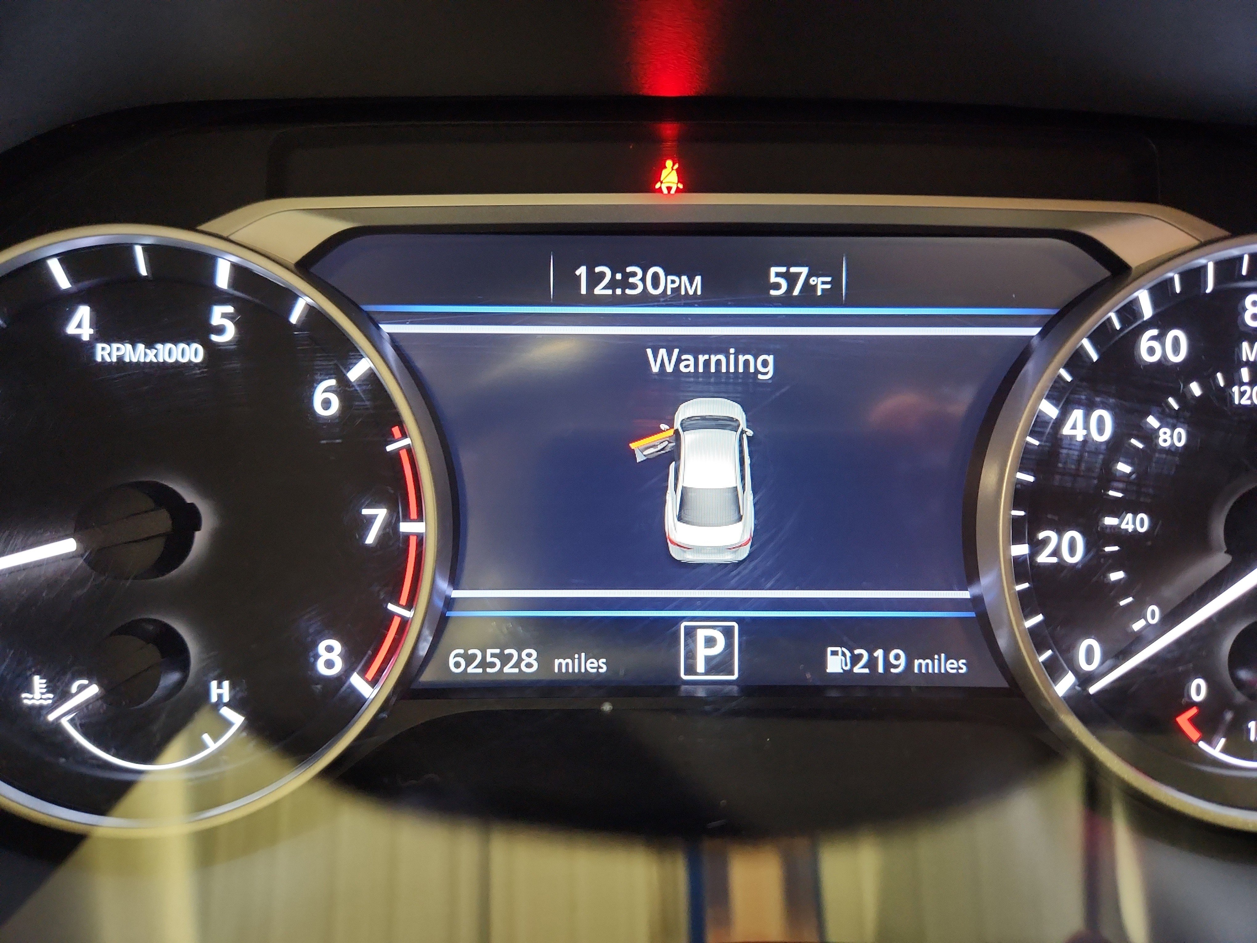 Used 2022 Nissan Sentra SR w/ SR Premium Package FWD image 7