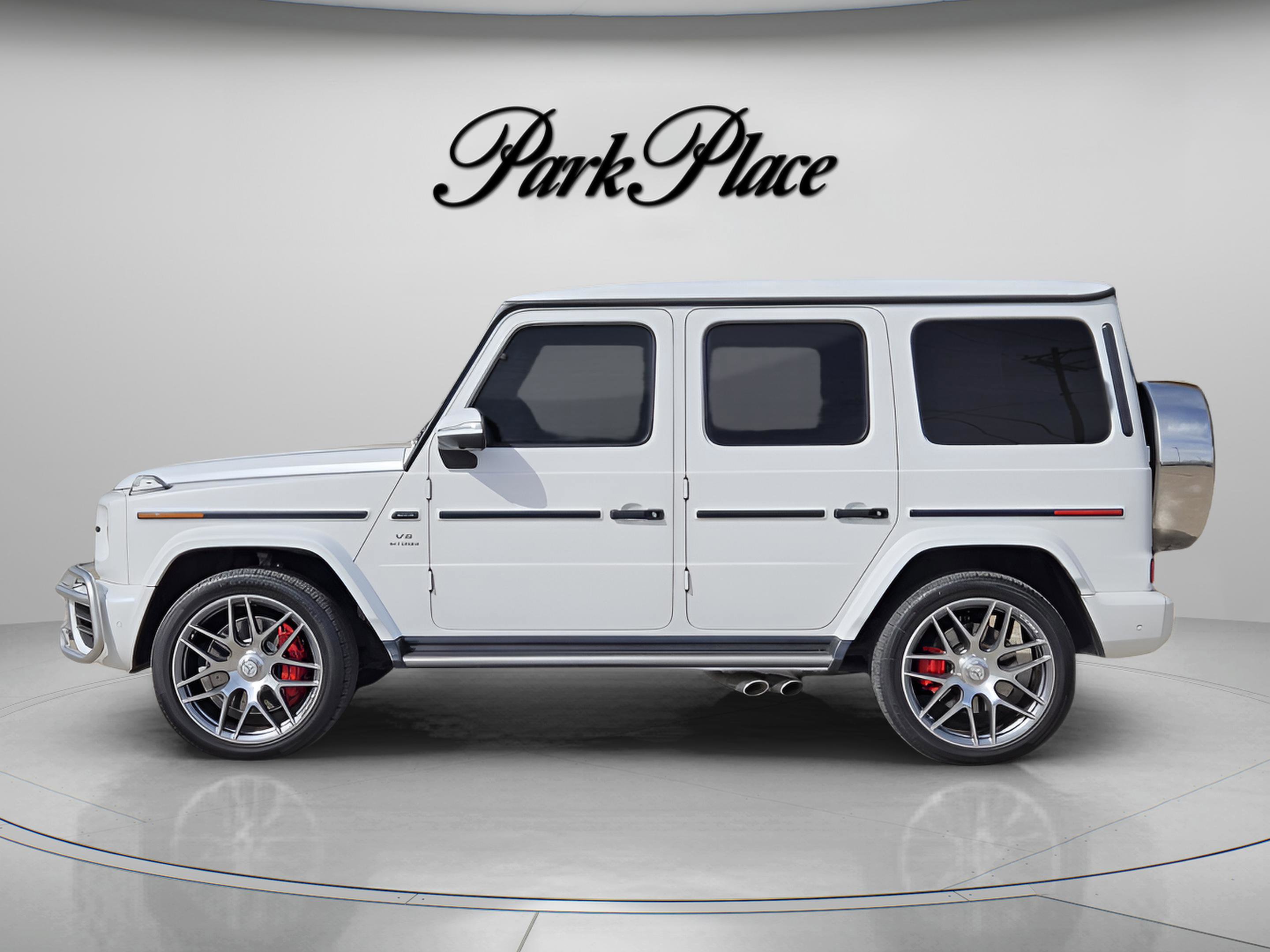 Used 2024 Mercedes-Benz G 63 AMG AMG G 63 image 2