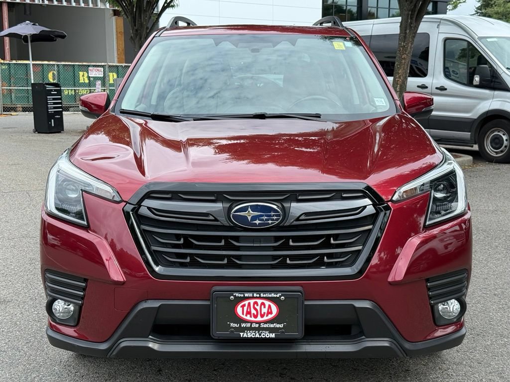 Certified 2023 Subaru Forester Limited AWD/4WD image 2