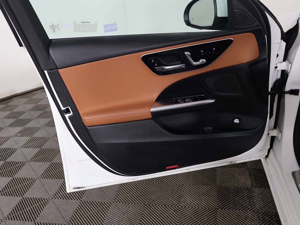 Used 2022 Mercedes-Benz C 300 4MATIC Sedan w/ Exclusive Trim Package image 22