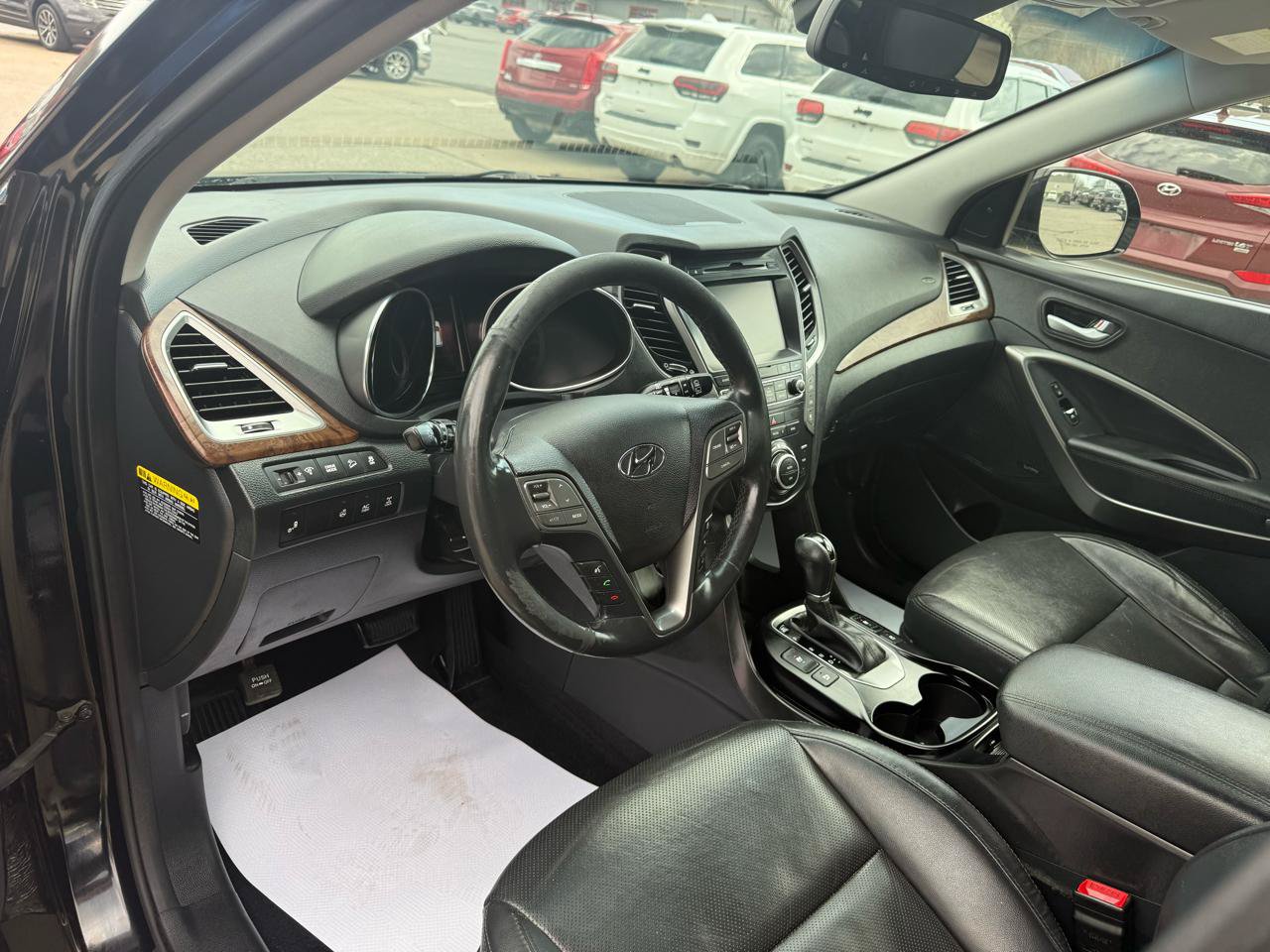 Used 2018 Hyundai Santa Fe Limited AWD/4WD image 17