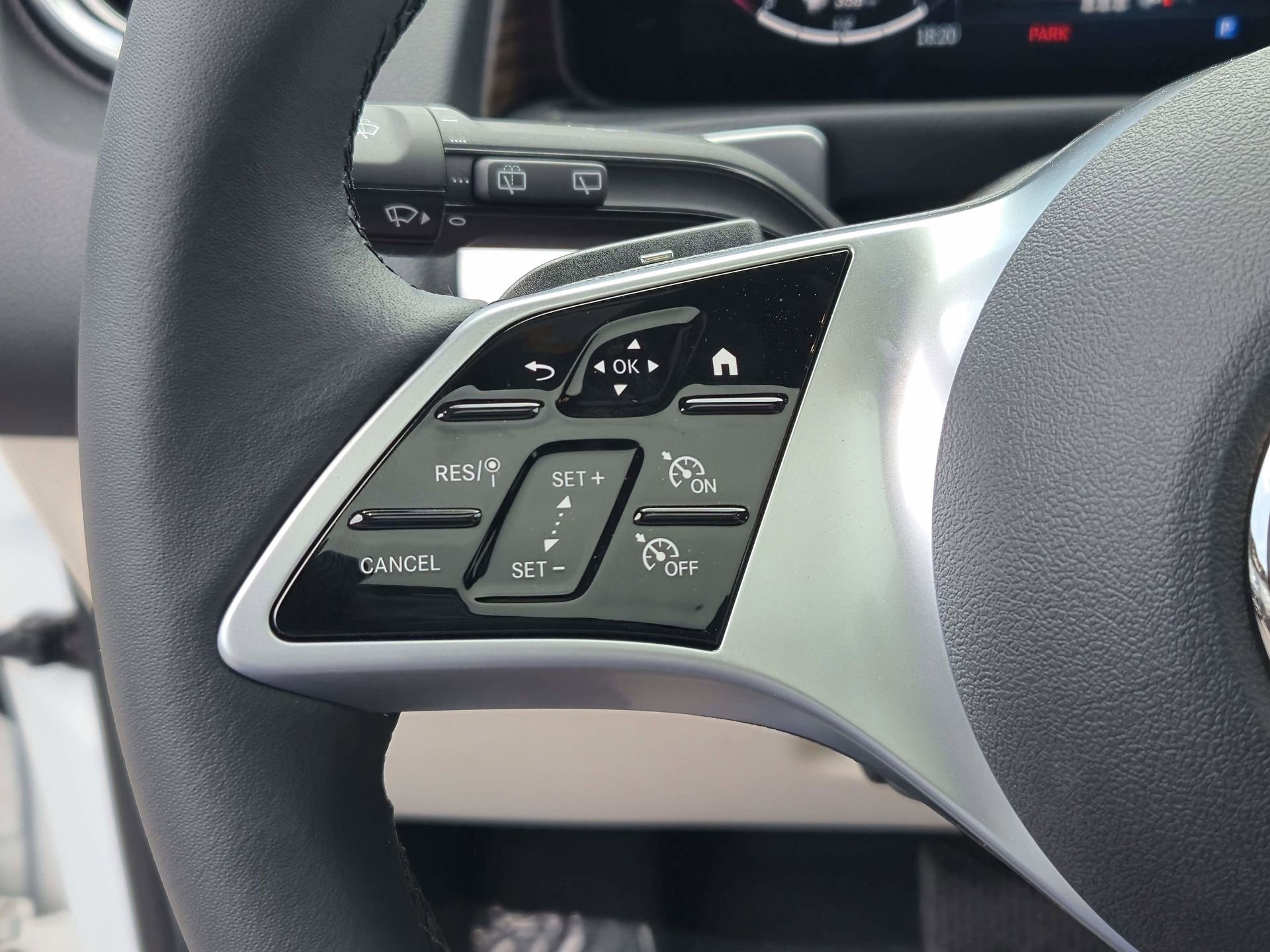 Certified 2025 Mercedes-Benz GLB 250 image 14