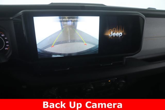 Used 2026 Jeep Wrangler Sport image 4