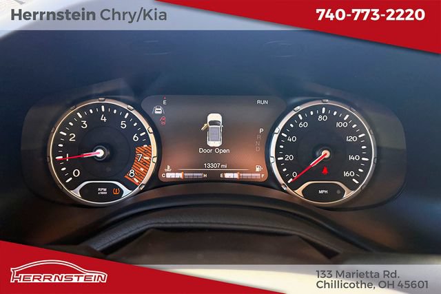 Used 2023 Jeep Renegade Trailhawk AWD/4WD image 26