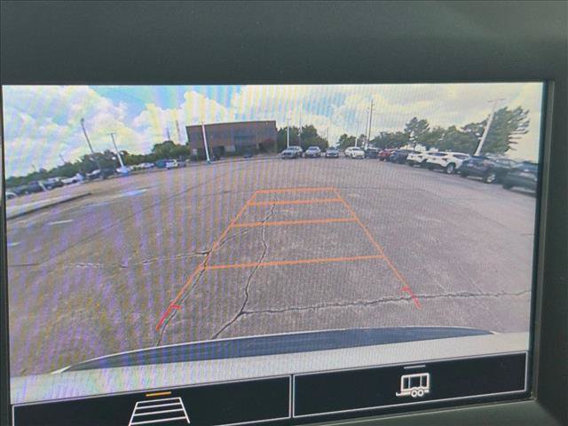 Used 2022 Chevrolet Tahoe LS RWD image 13