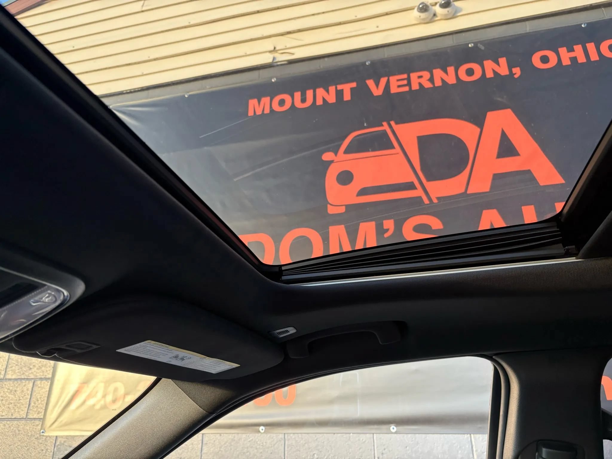 Used 2018 Jeep Grand Cherokee Limited AWD/4WD image 25