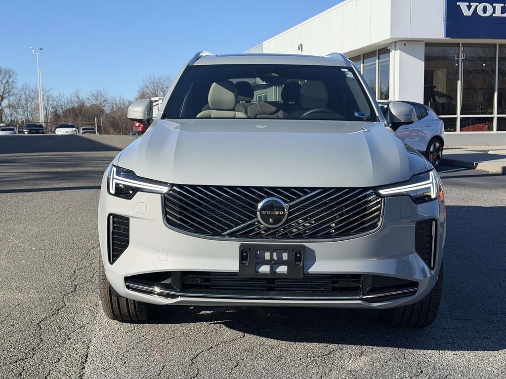 New 2026 Volvo XC90 T8 Plus w/ Protection Package Premier image 23