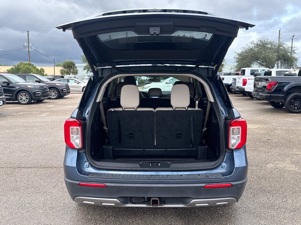 Used 2020 Ford Explorer XLT w/ Equipment Group 202A RWD image 28