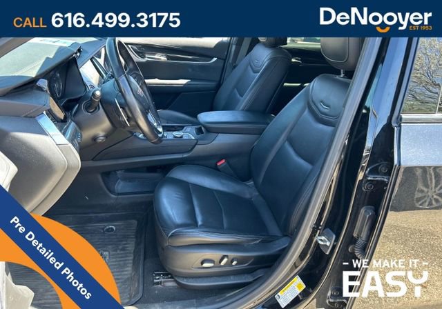 Used 2023 Cadillac XT6 Sport w/ Technology Package AWD/4WD image 7