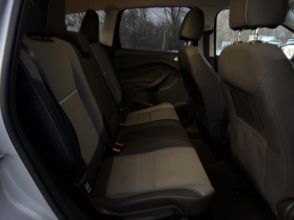 Used 2015 Ford Escape SE image 28