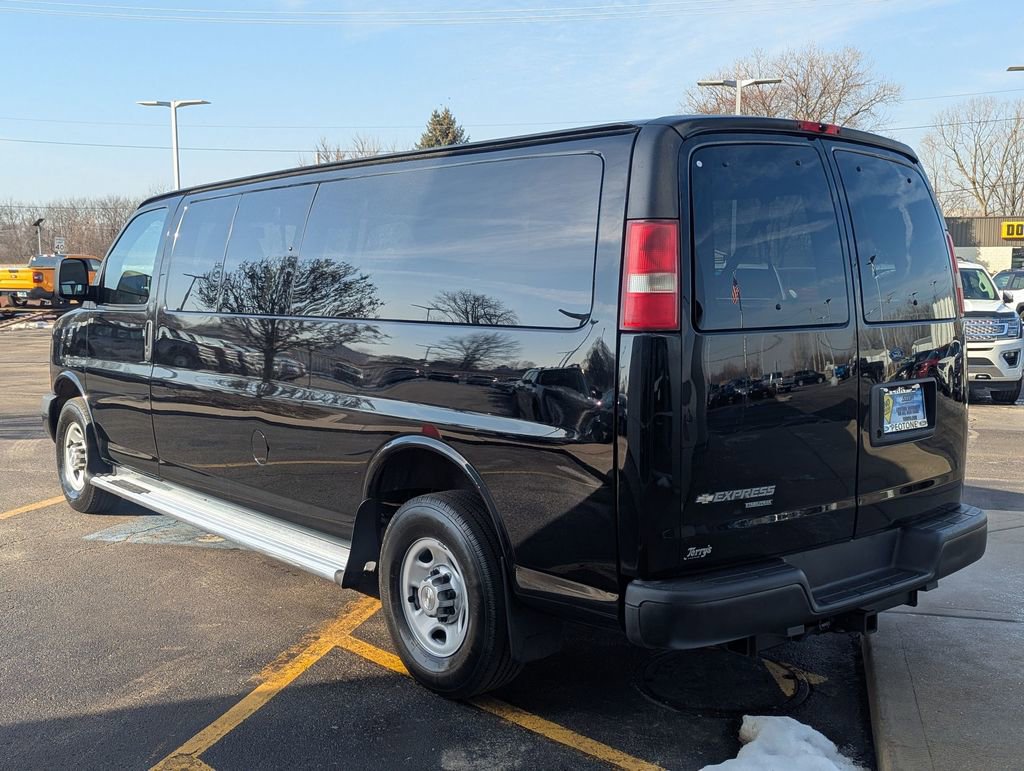Used 2014 Chevrolet Express 3500 LS image 5