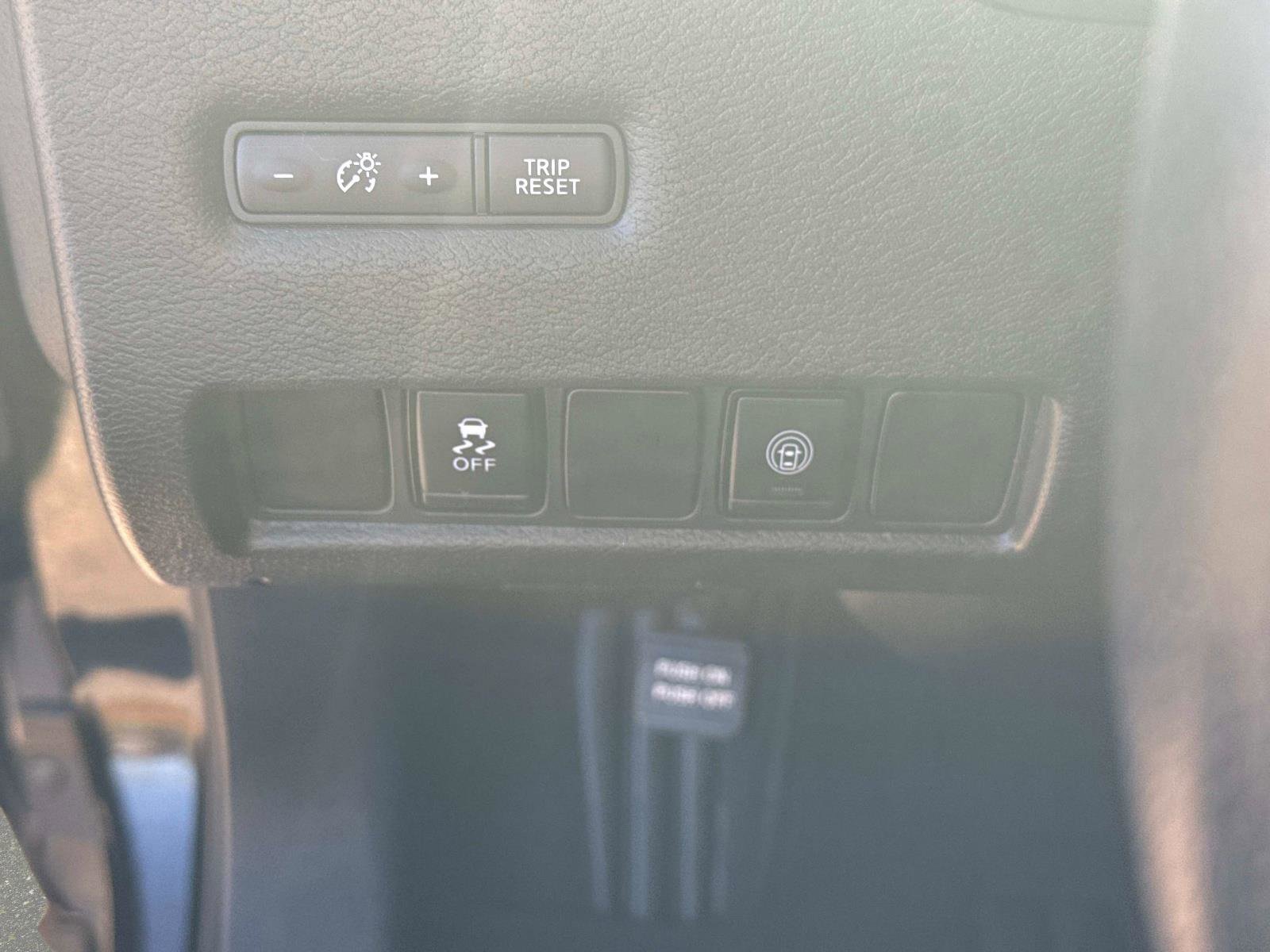 Used 2022 Nissan Murano SV w/ SV Midnight Edition Package image 29