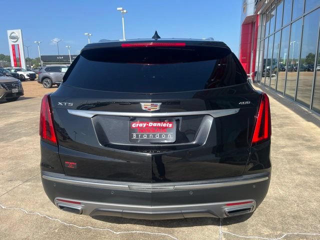 Used 2021 Cadillac XT5 Premium Luxury FWD image 3