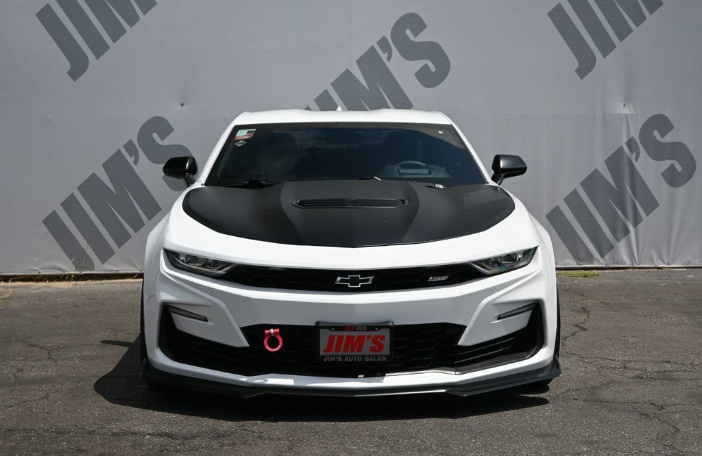 Used 2020 Chevrolet Camaro SS RWD image 2