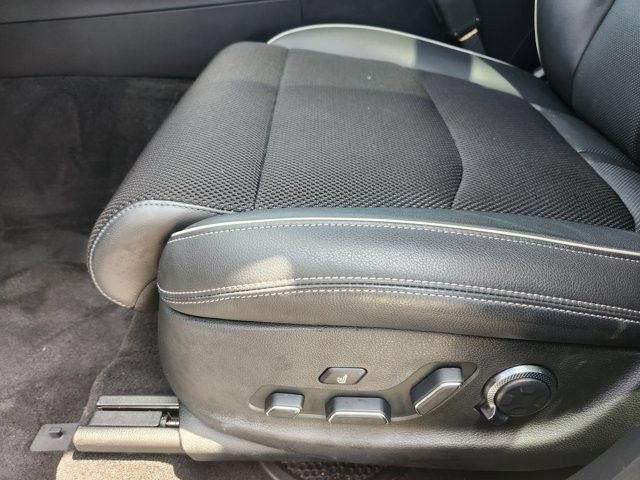 Used 2024 Genesis GV70 2.5T w/ Sport Prestige Package AWD/4WD image 23