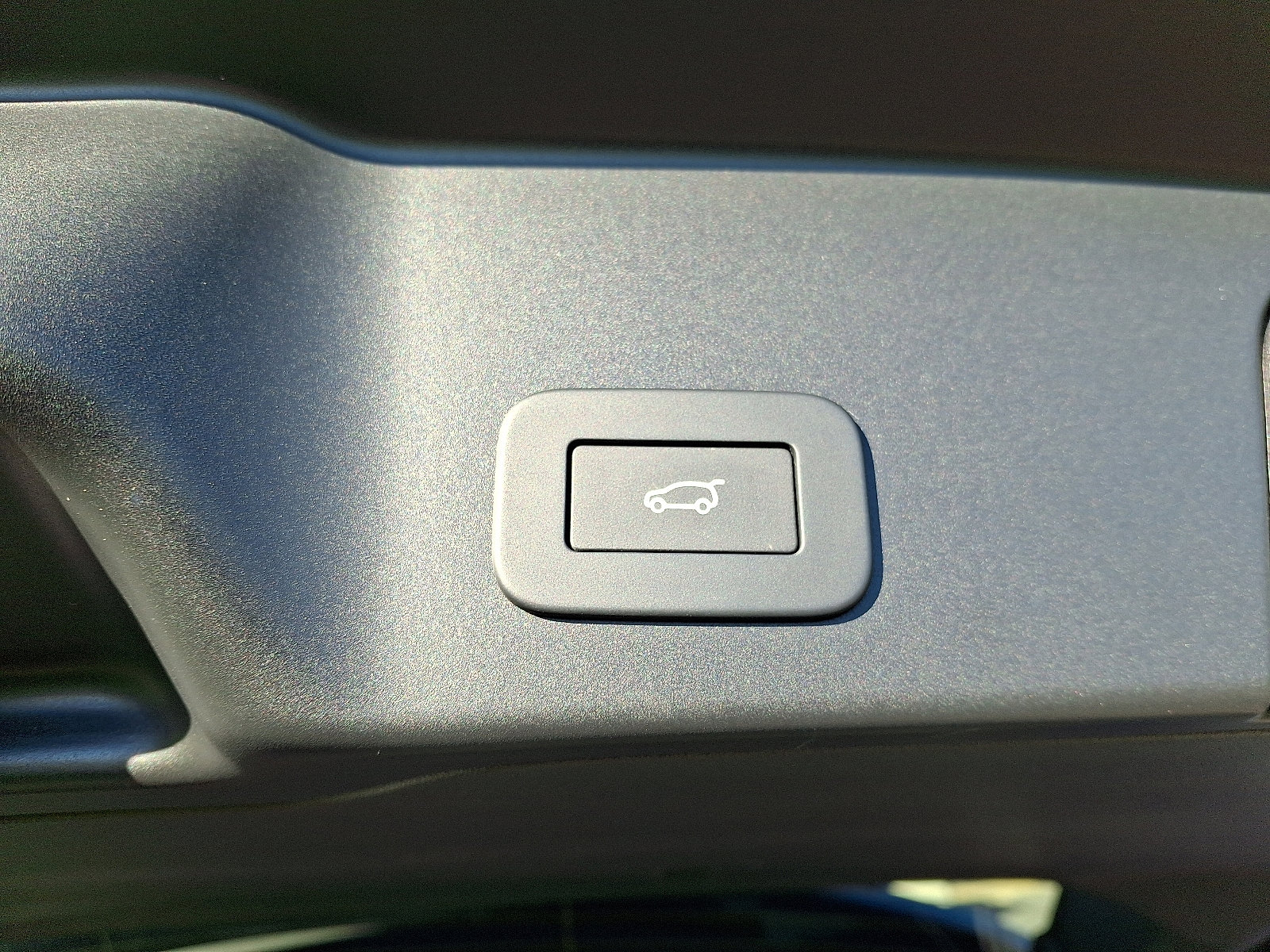 Used 2025 Land Rover Range Rover Evoque Dynamic SE image 28