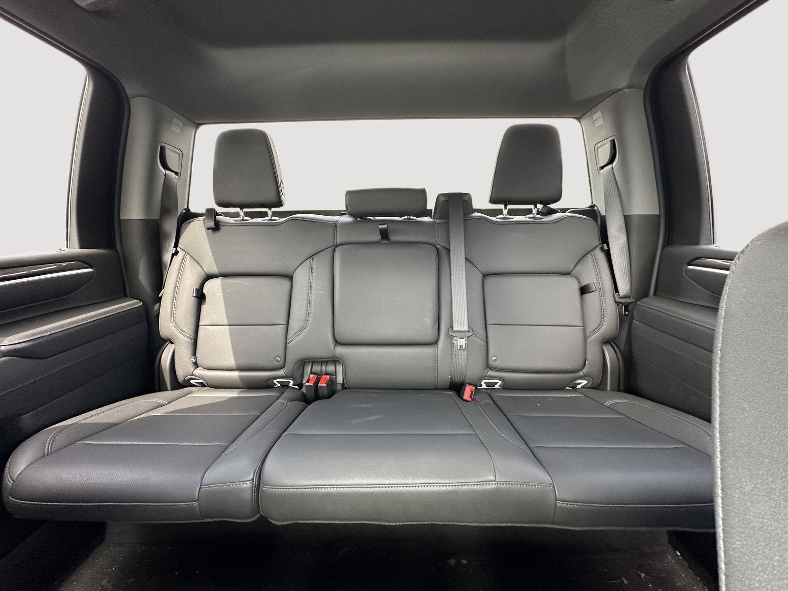 Used 2026 Chevrolet Silverado 2500 LTZ AWD/4WD image 13
