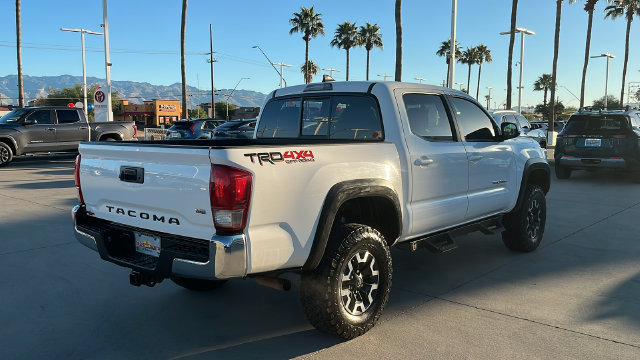 Used 2016 Toyota Tacoma TRD Off-Road w/ Towing Package AWD/4WD image 24