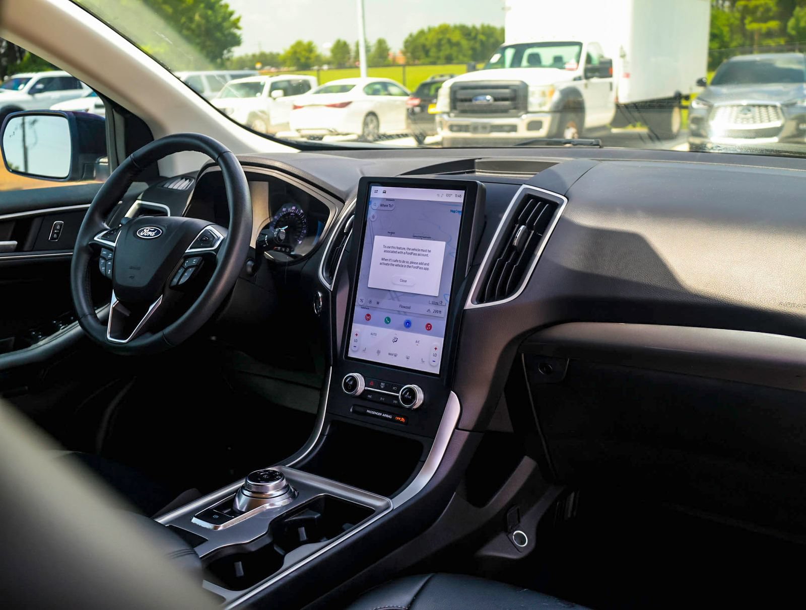 Used 2023 Ford Edge SEL w/ Convenience Package AWD/4WD image 9
