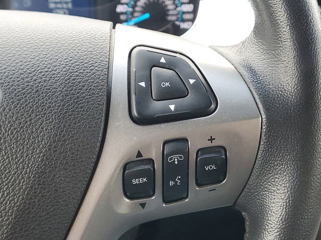 Certified 2018 Ford Taurus SEL FWD image 16