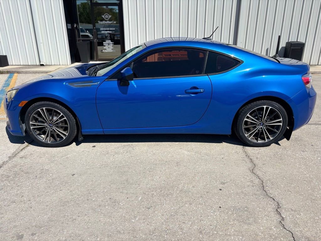 Used 2013 Subaru BRZ Premium w/ Popular Pkg 2C image 2