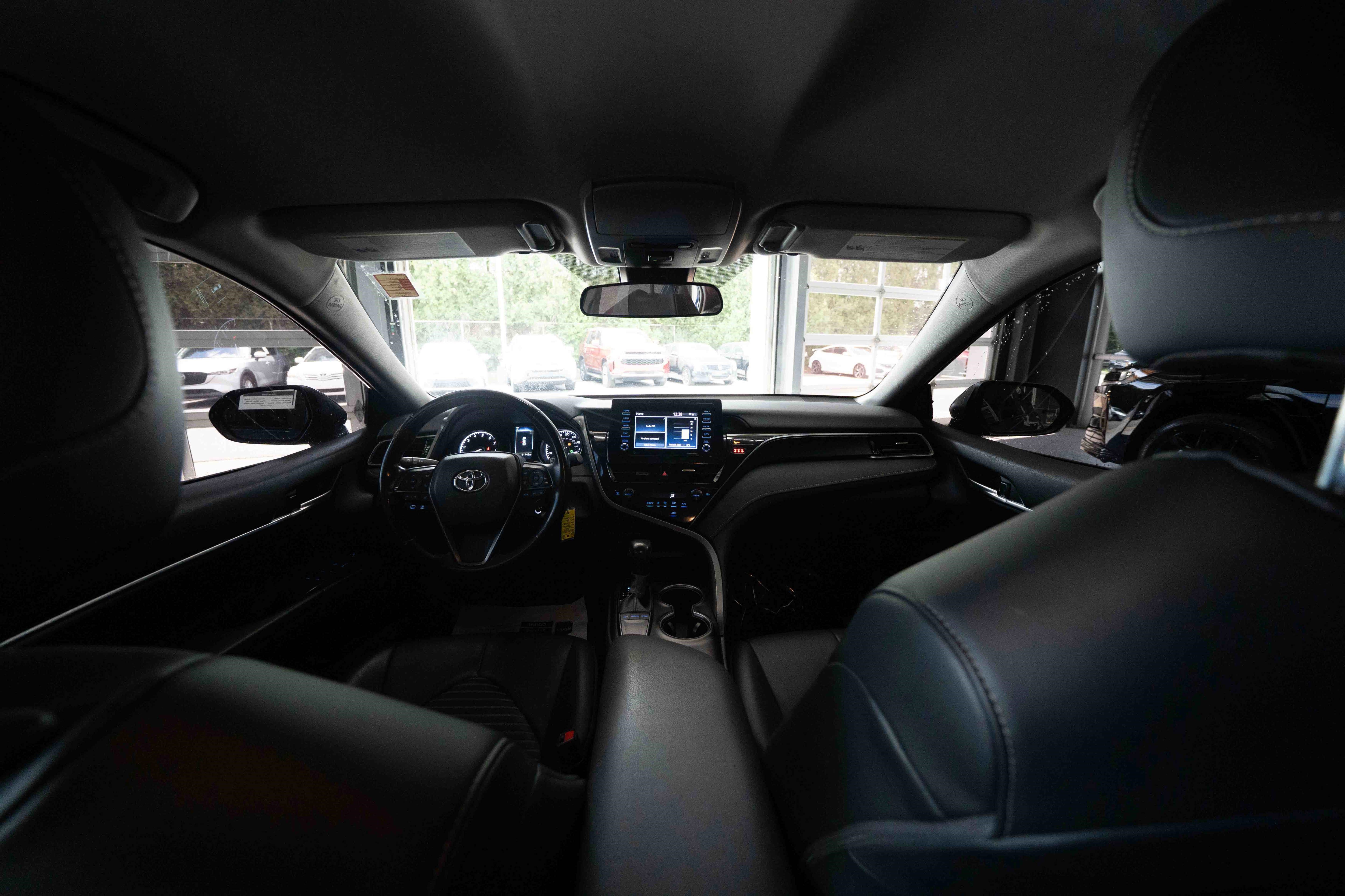 Used 2024 Toyota Camry SE FWD image 19