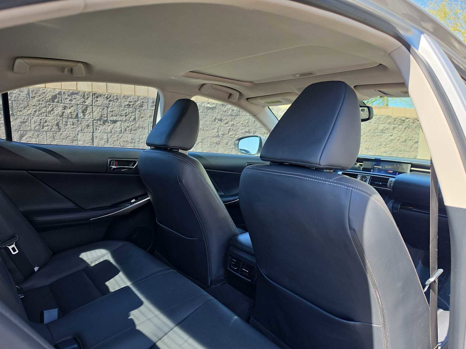 Used 2015 Lexus IS 250 image 16