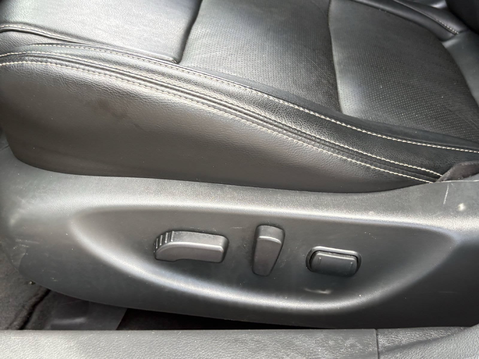 Used 2023 Nissan Maxima SV w/ Floor Mat Group FWD image 26