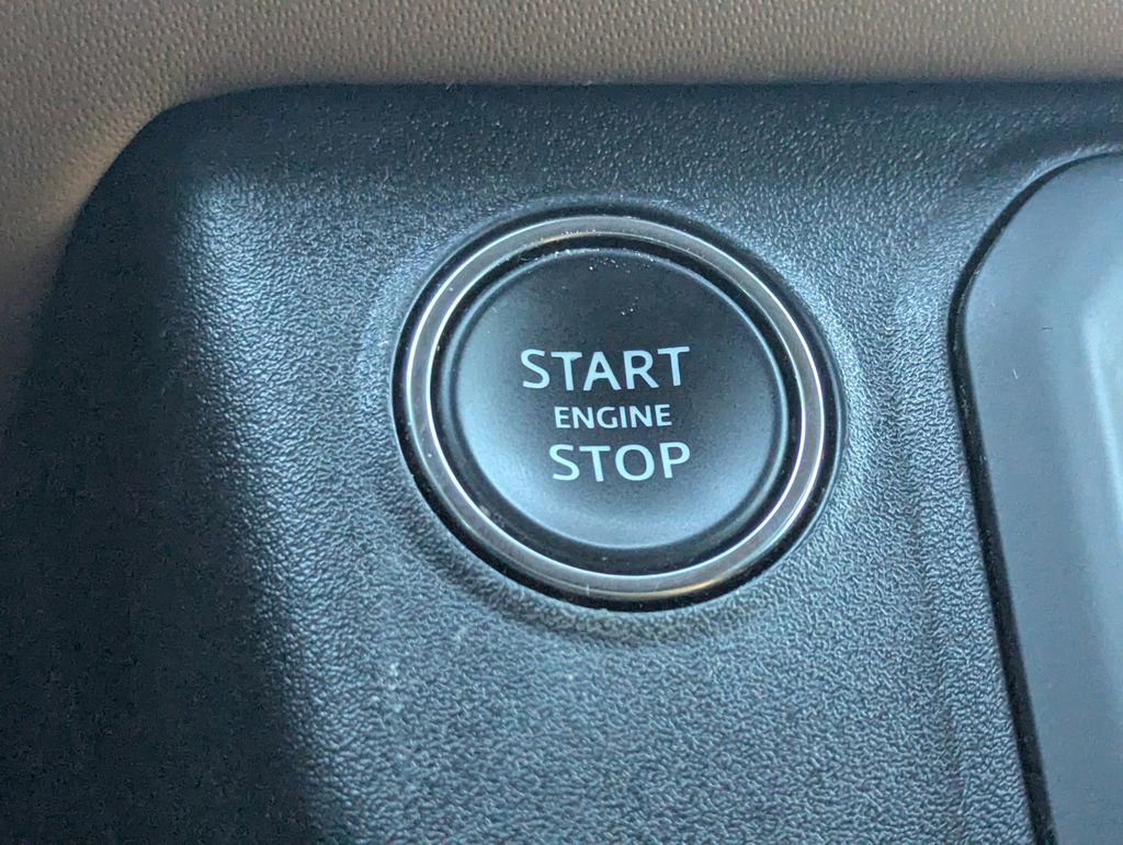 Used 2023 Land Rover Defender 130 X image 27