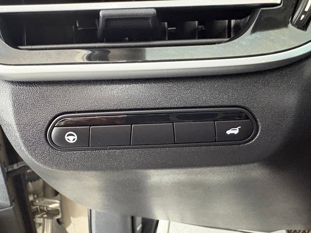 Used 2025 INFINITI QX60 Luxe FWD image 21