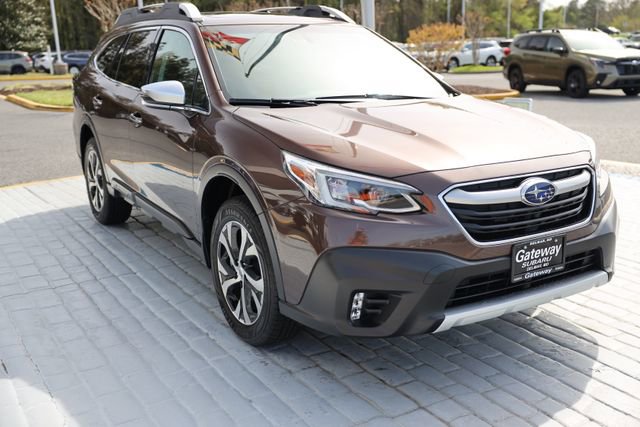 Used 2020 Subaru Outback Touring image 7