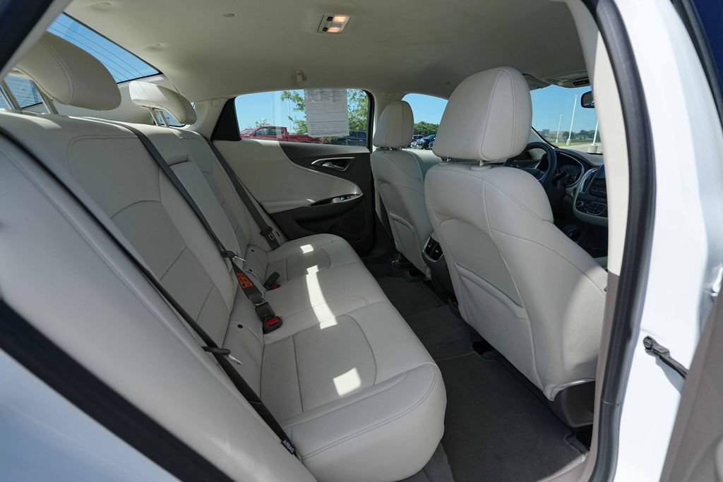 Used 2024 Chevrolet Malibu LT FWD image 24