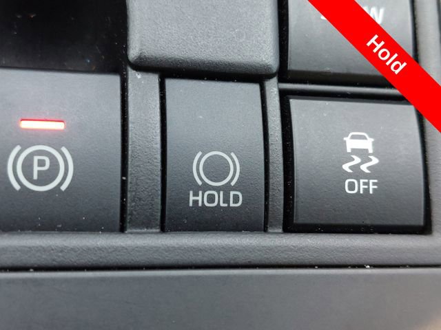 Used 2023 Toyota Highlander L AWD/4WD image 19