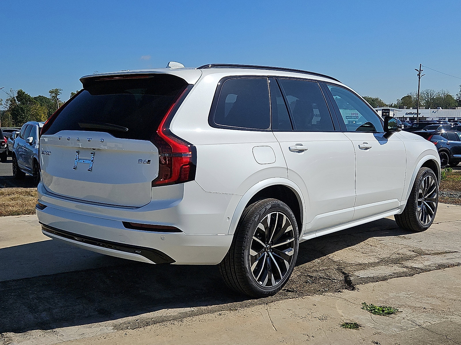 New 2026 Volvo XC90 B6 Ultra image 6