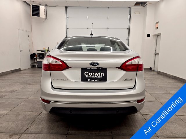 Used 2014 Ford Fiesta Titanium FWD image 4