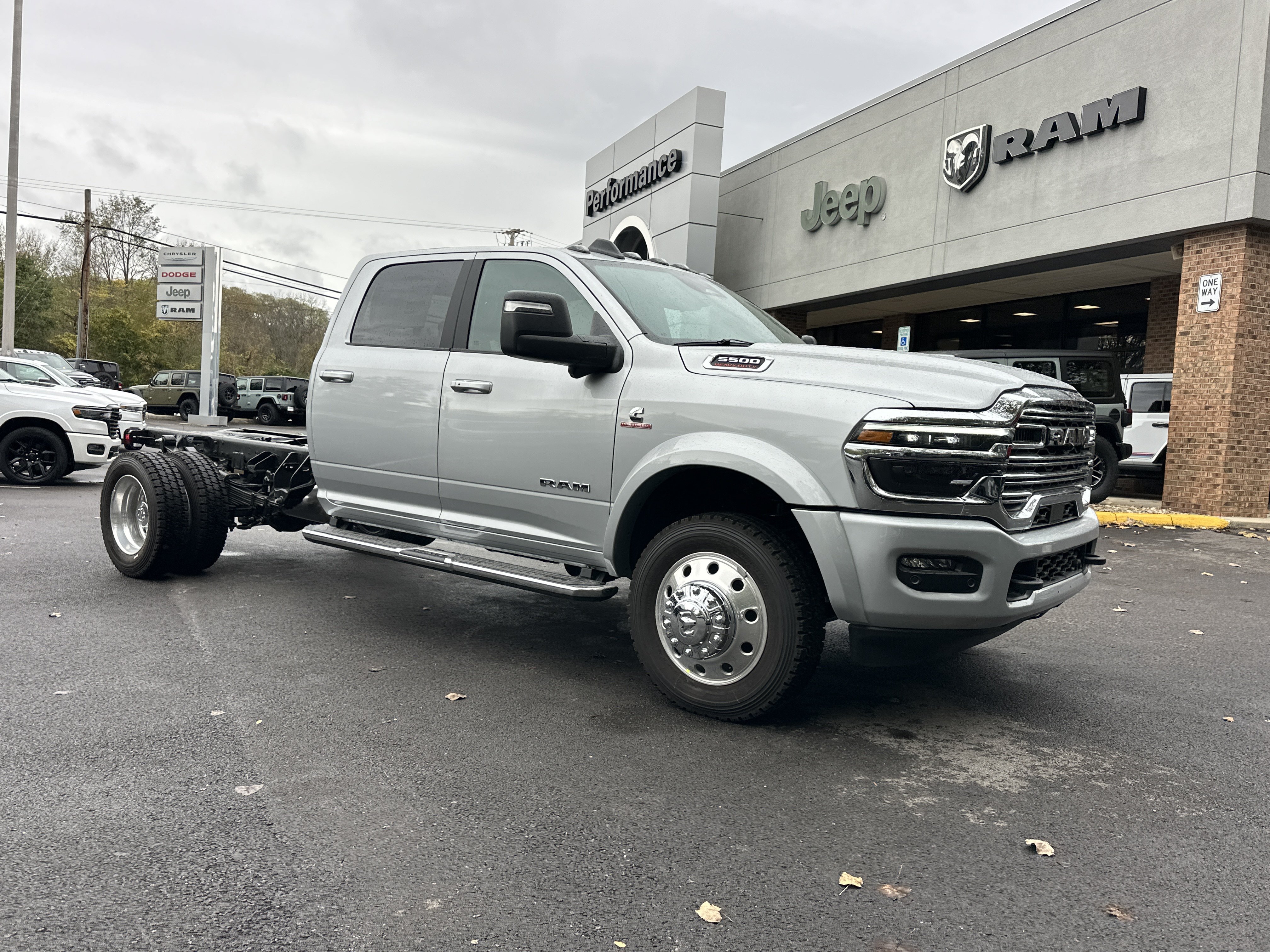 New 2027 RAM 5500 4x4 Crew Cab image 22
