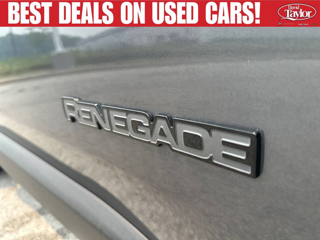 Used 2023 Jeep Renegade Altitude AWD/4WD image 41