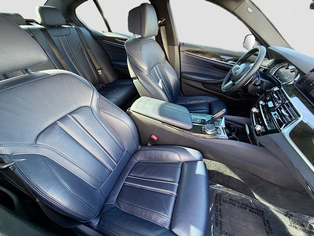 Used 2019 BMW 530i w/ M Sport Package RWD image 14