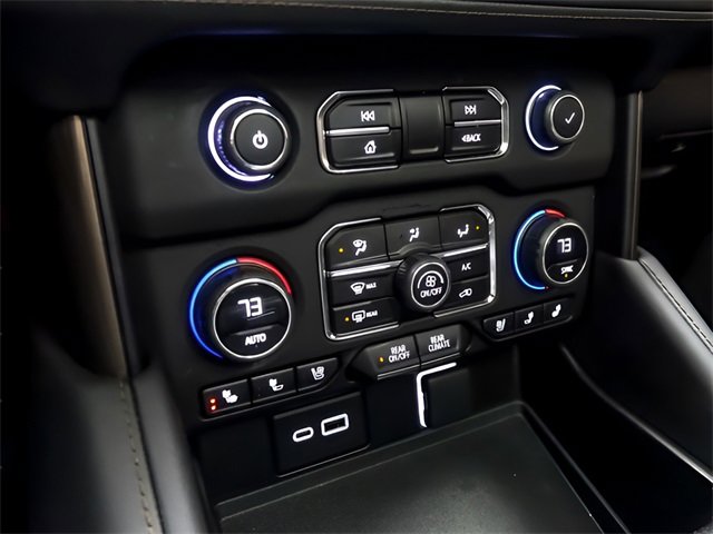 Used 2023 Chevrolet Tahoe High Country w/ Premium Package image 24