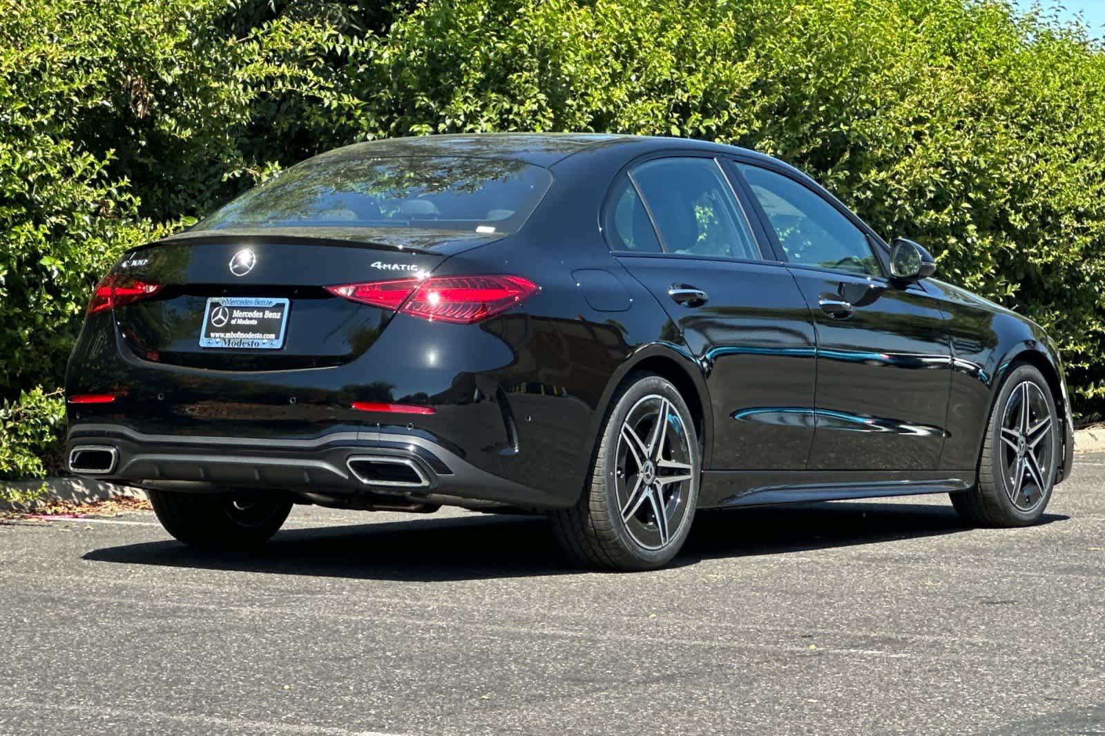 New 2026 Mercedes-Benz C 300 4MATIC Sedan image 3